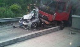 中山大涌车祸最新爆料视频