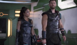 雷神4最新爆料图书,爱与雷霆全新爆料：漫威宇宙中的爱与牺牲交织！